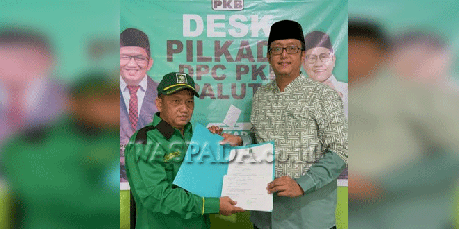 Bakal-calon-Bupati-Paluta,-M-Iqbal-Harahap-saat-mendaftar-ke-tujuh-partai-2