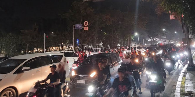 Sejumlah Jalan di Kota Medan Sudah Mulai Macet Jelang Malam Tahun Baru – Waspada Online